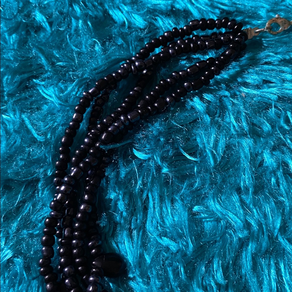 Black Five-Strand Beaded Necklace - Picture 4 of 16